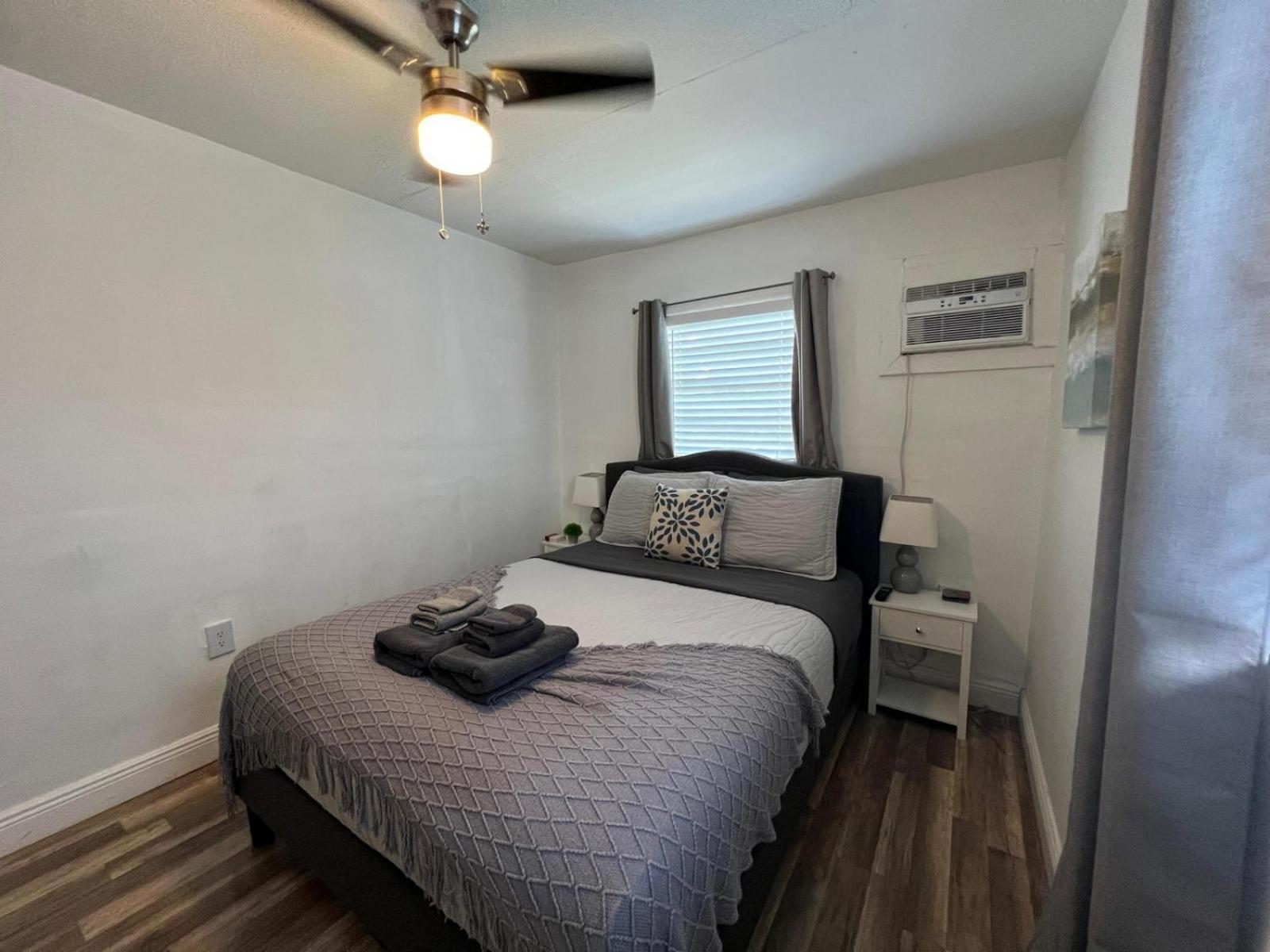 Designed Private Suites In Маями Екстериор снимка