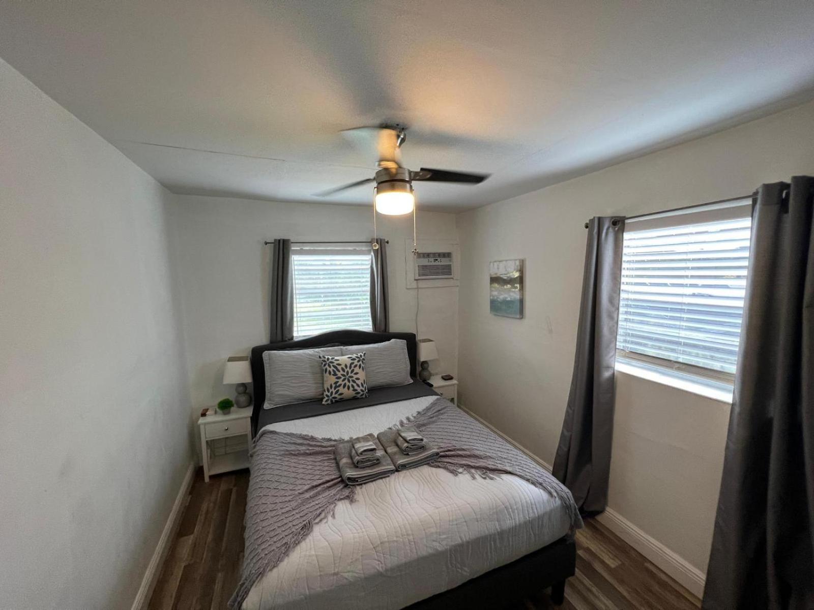Designed Private Suites In Маями Екстериор снимка